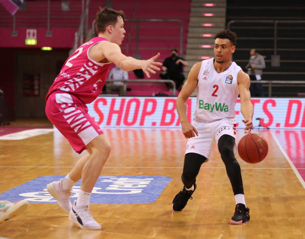 更是体系与 更是体系与