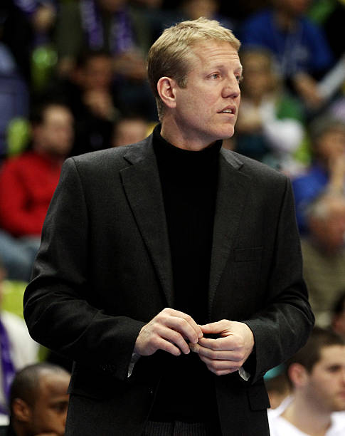 崭露头角 崭露头角